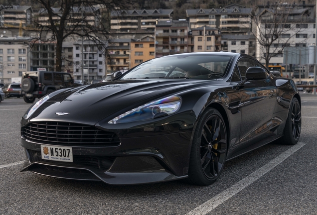 Aston Martin Vanquish 2013