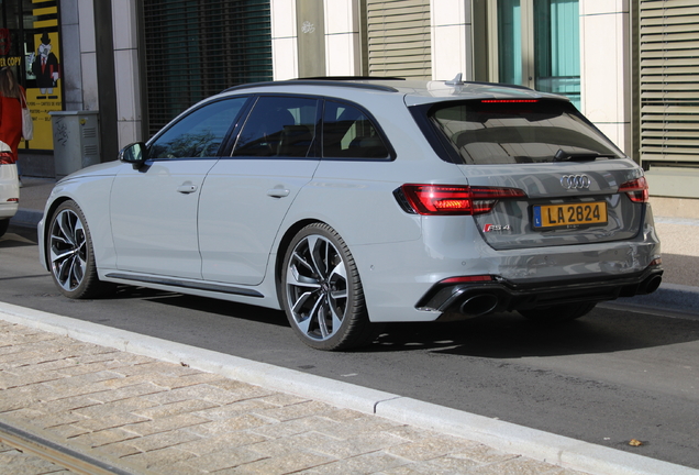 Audi RS4 Avant B9