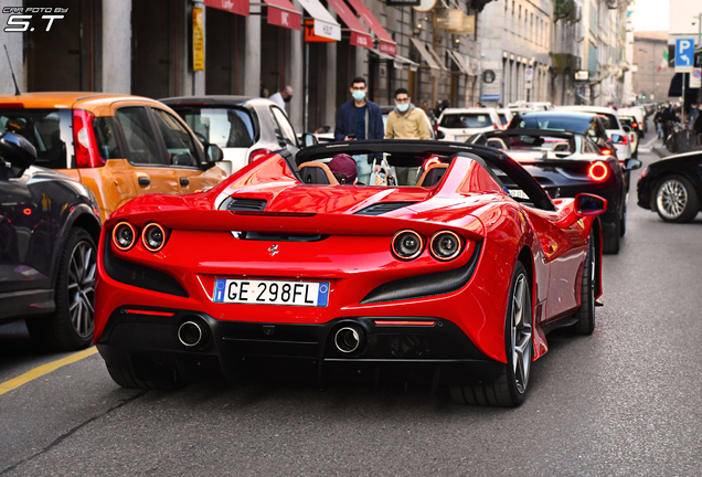 Ferrari F8 Spider