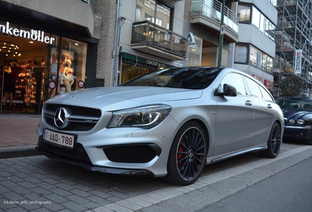 Mercedes-Benz CLA 45 AMG Shooting Brake