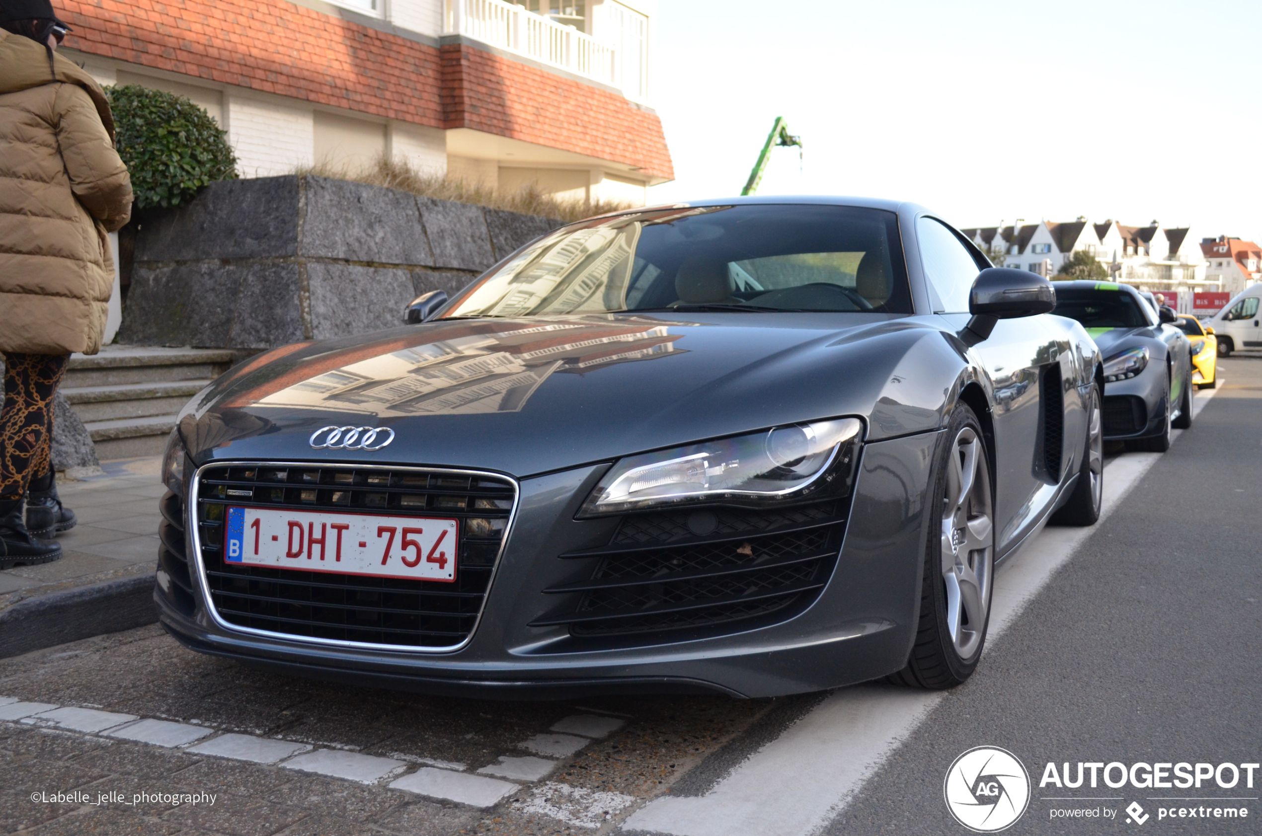 Audi R8