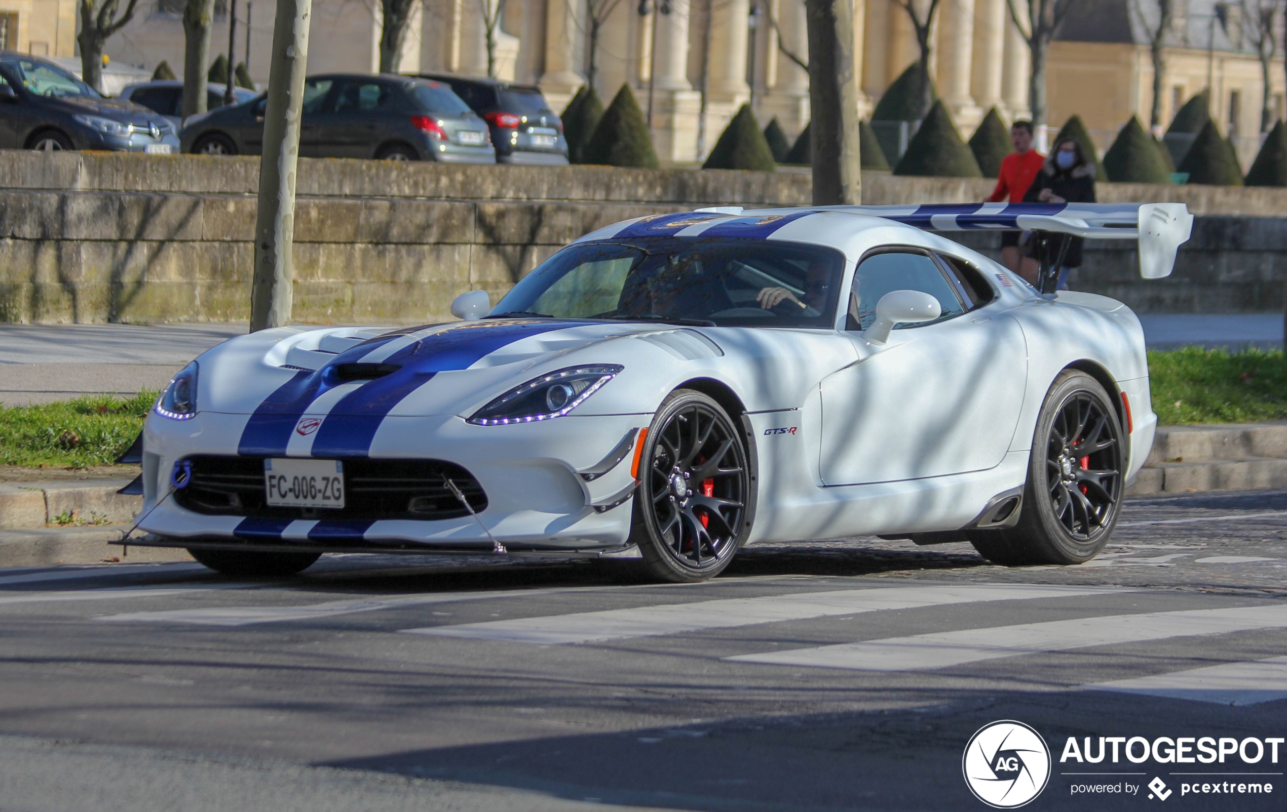 SRT Viper GTS-R Commemorative Edition