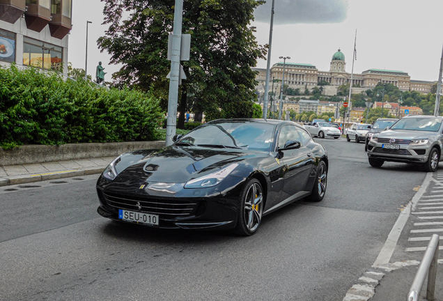 Ferrari GTC4Lusso