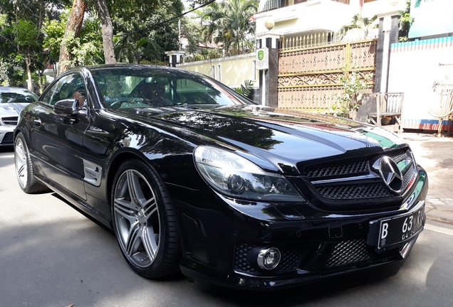 Mercedes-Benz SL 63 AMG