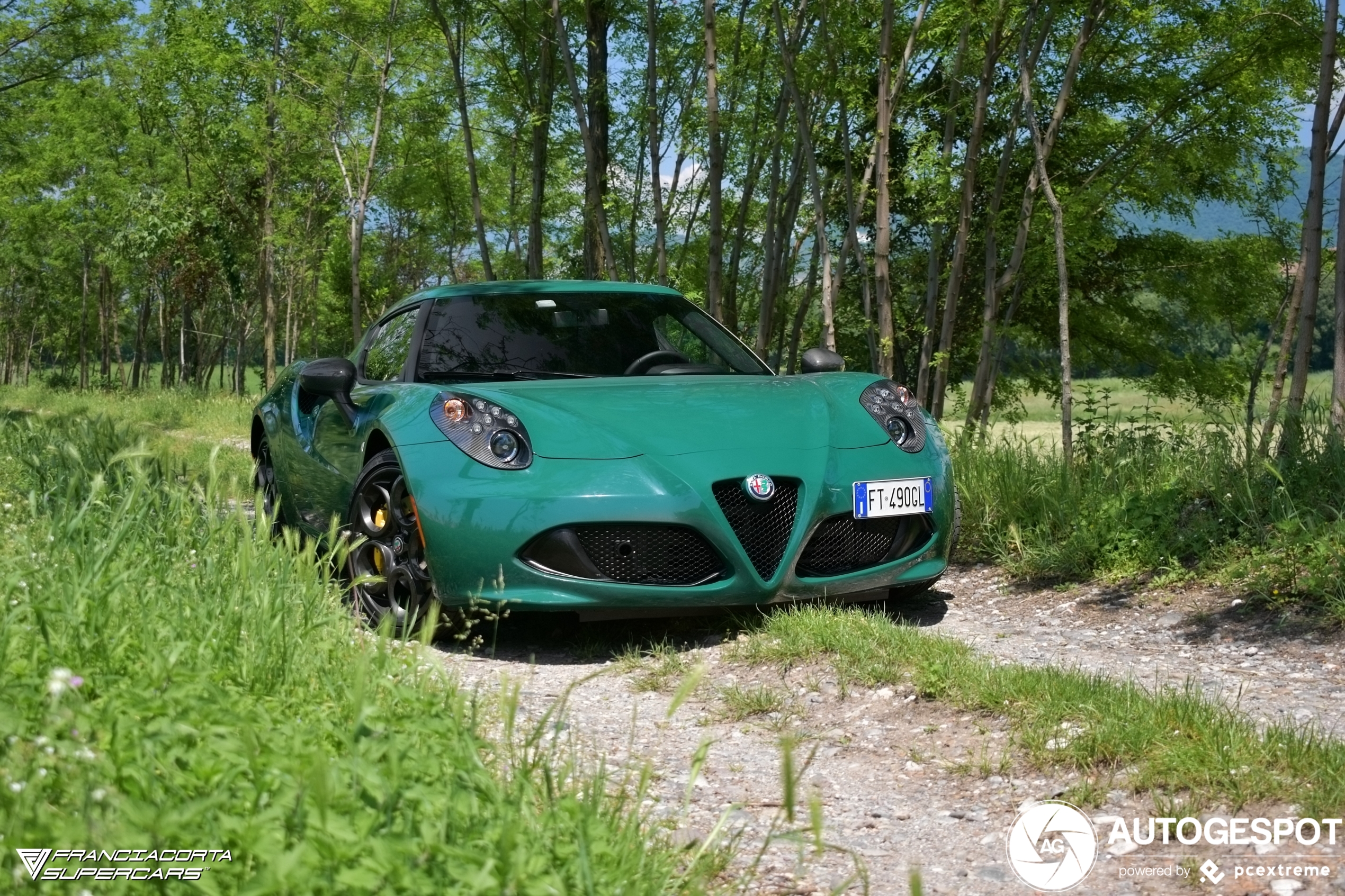 Opvallend: Alfa Romeo 4C Coupé in Verde Pino