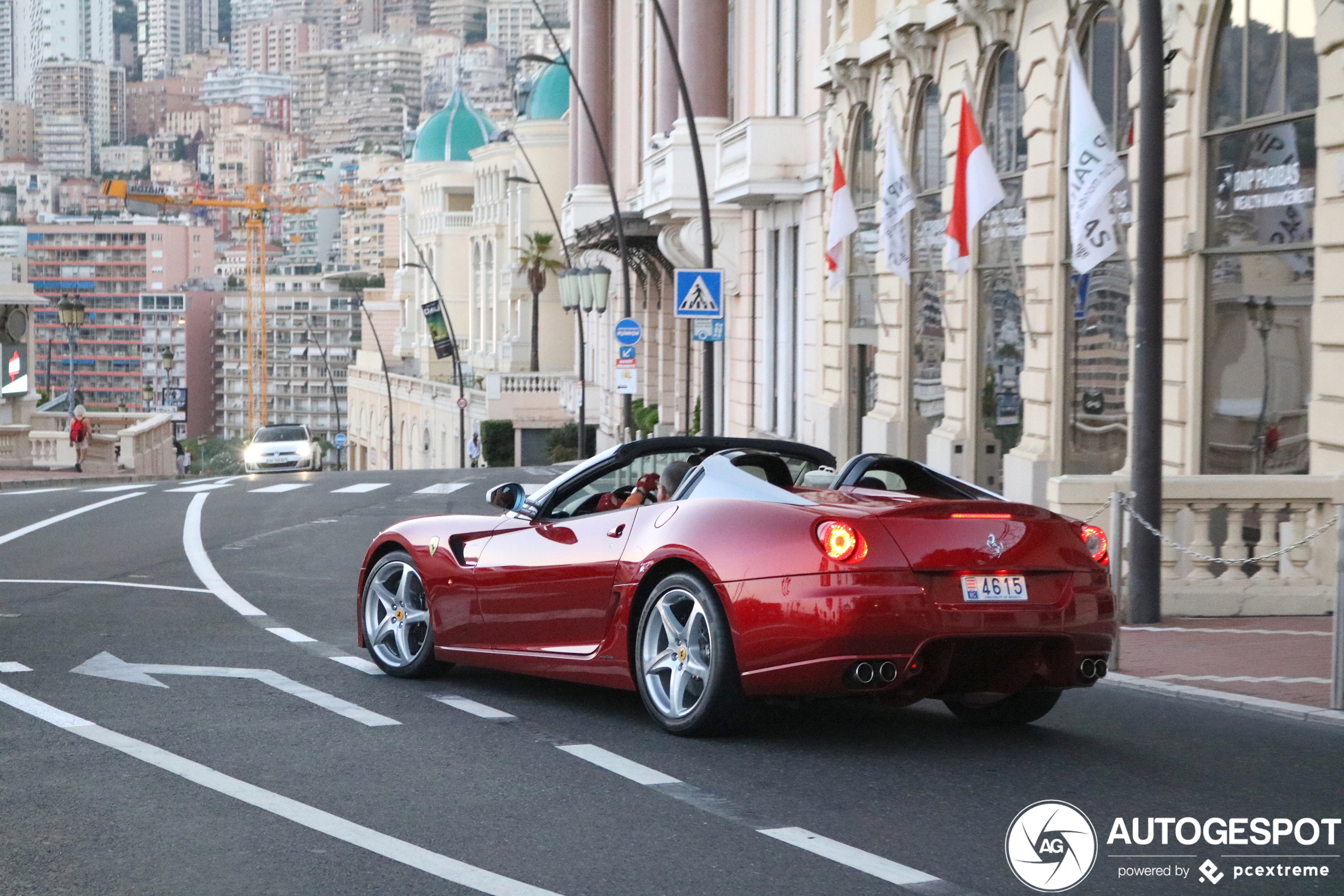 Het leven is een stuk mooier in een Ferrari 599 SA Aperta