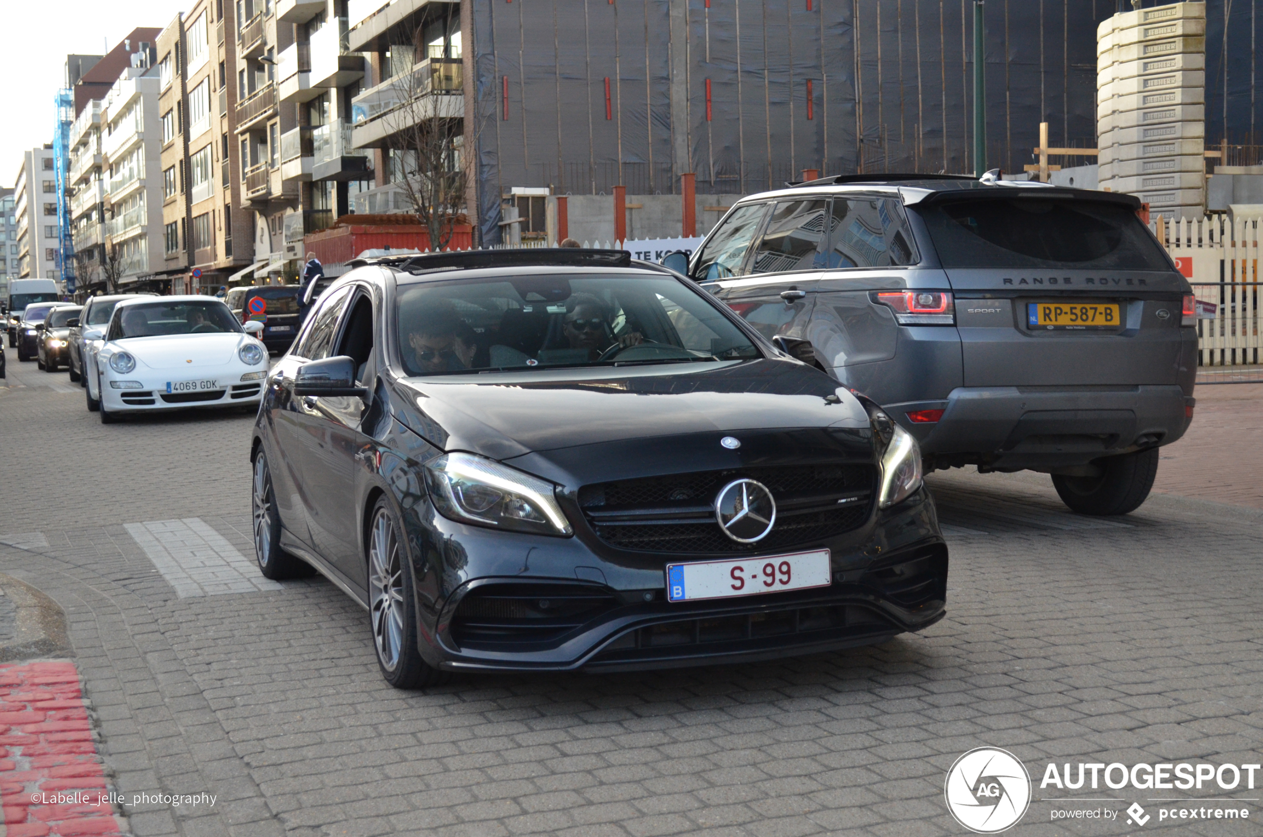 Mercedes-AMG A 45 W176 2015