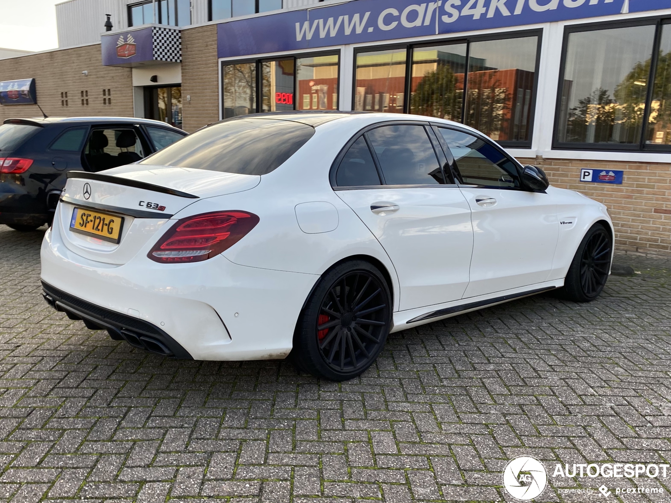 Mercedes-AMG C 63 S W205