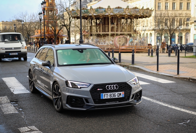 Audi RS4 Avant B9