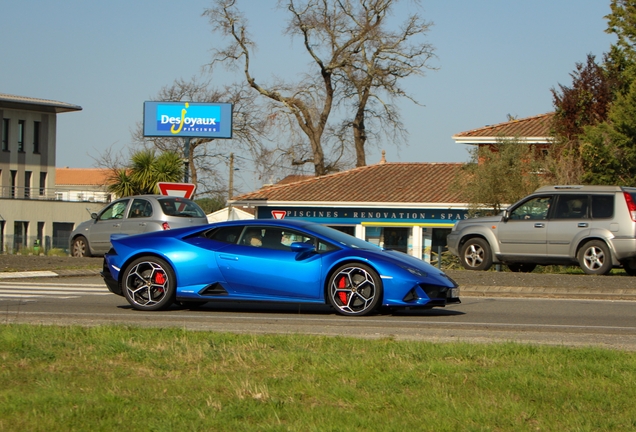 Lamborghini Huracán LP640-4 EVO