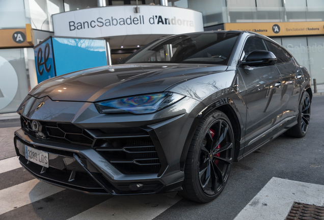 Lamborghini Urus