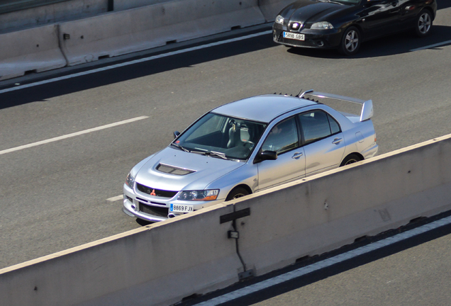 Mitsubishi Lancer Evolution IX FQ