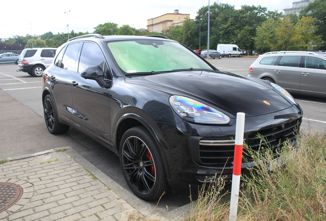 Porsche 958 Cayenne GTS MkII