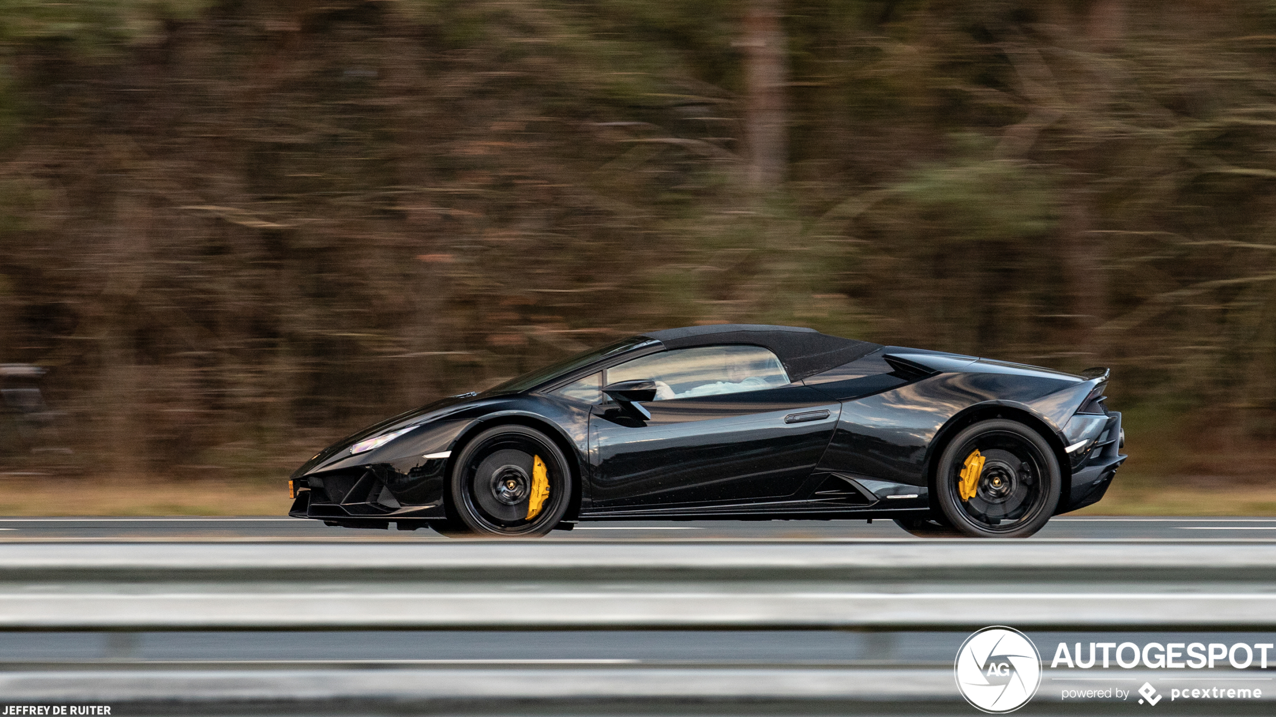 Lamborghini Huracán LP640-4 EVO Spyder