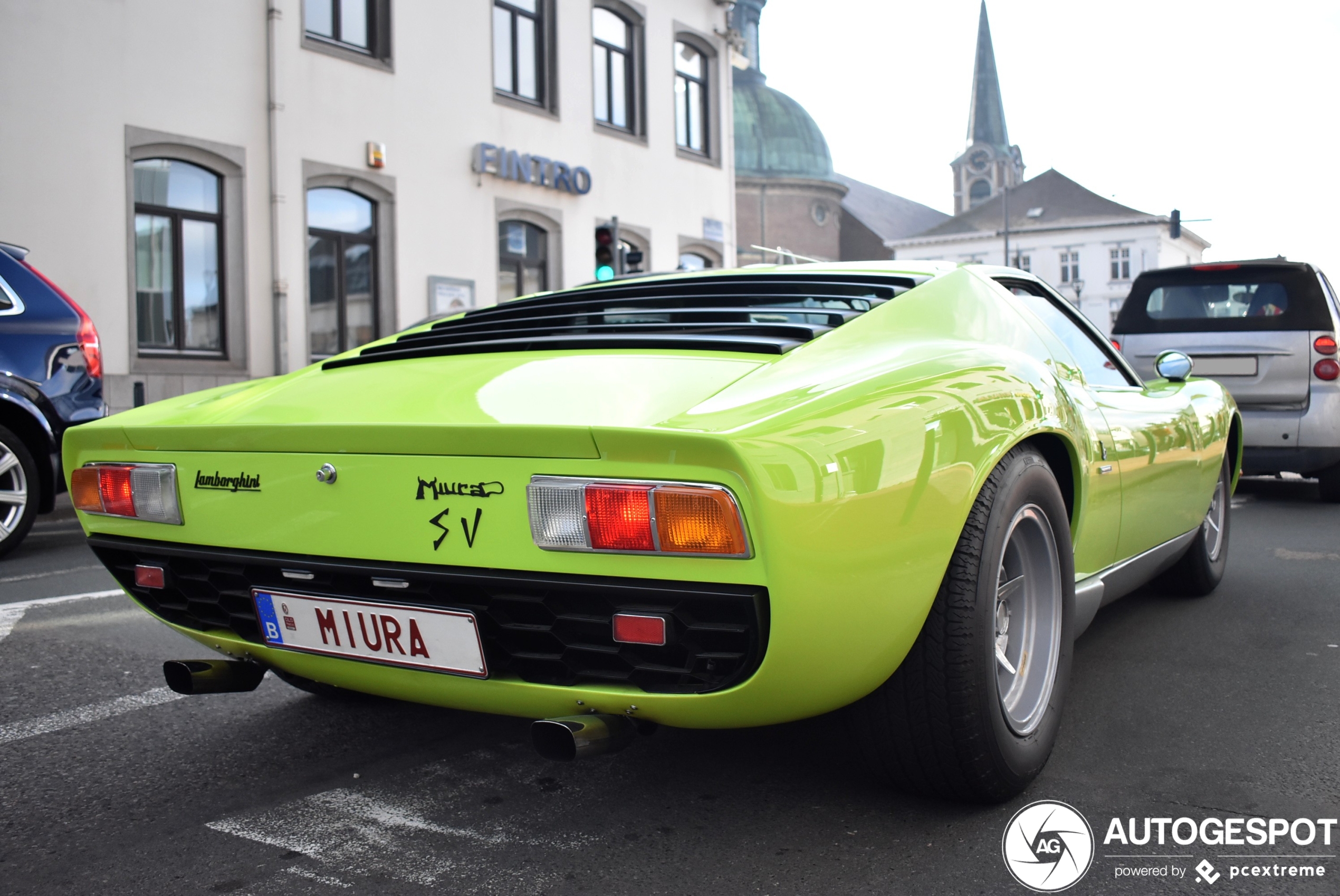 Perfectie: Lamborghini Miura P400 SV met Miura kenteken