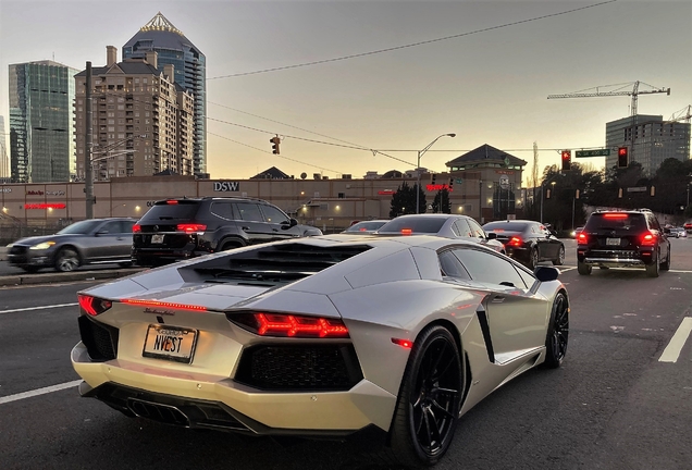 Lamborghini Aventador LP700-4