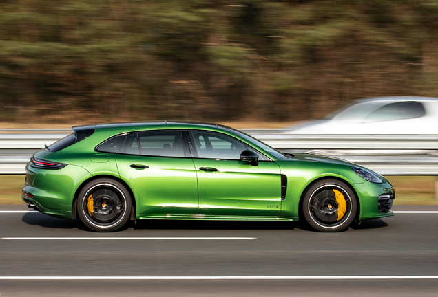 Porsche 971 Panamera GTS Sport Turismo