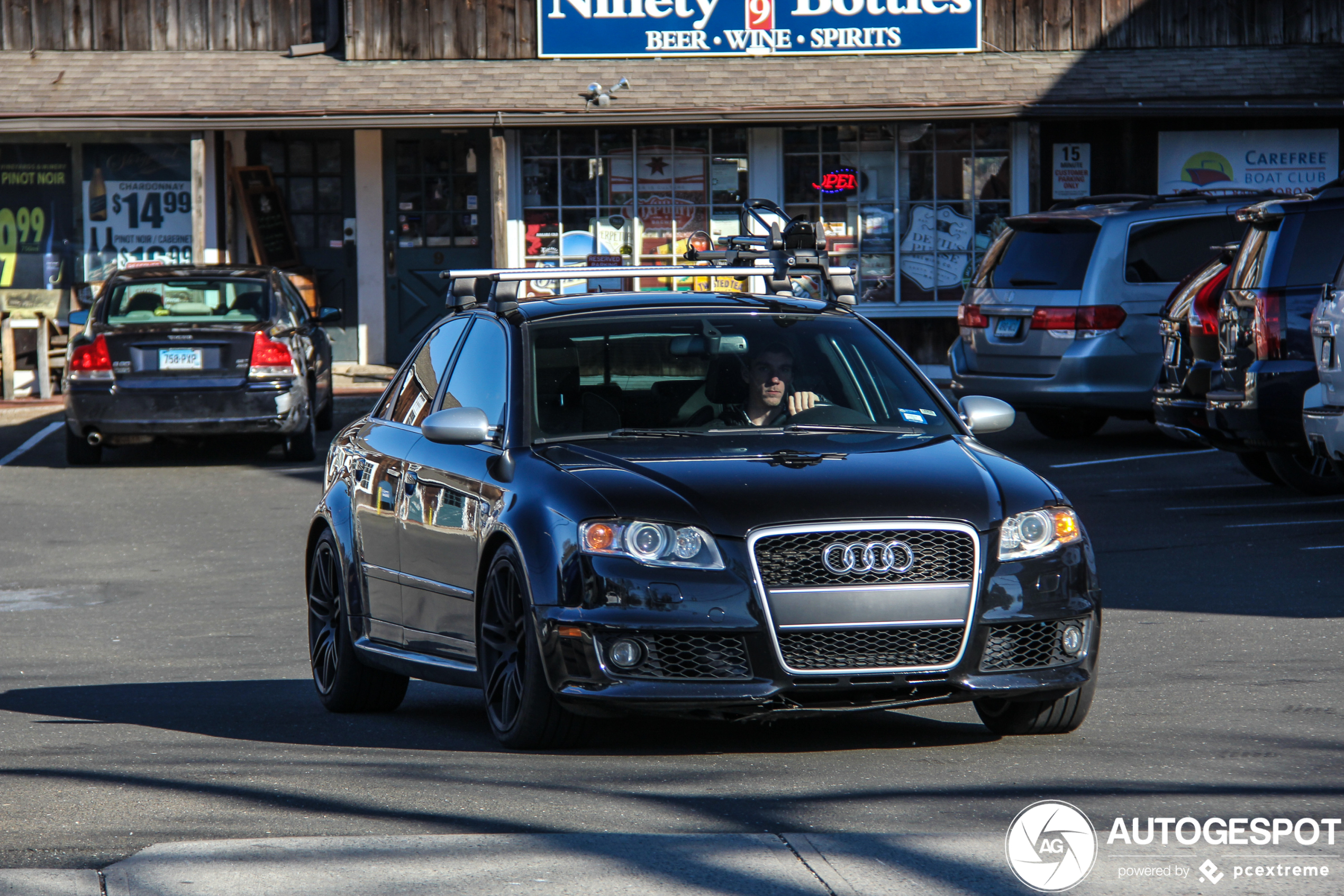 Audi RS4 Sedan