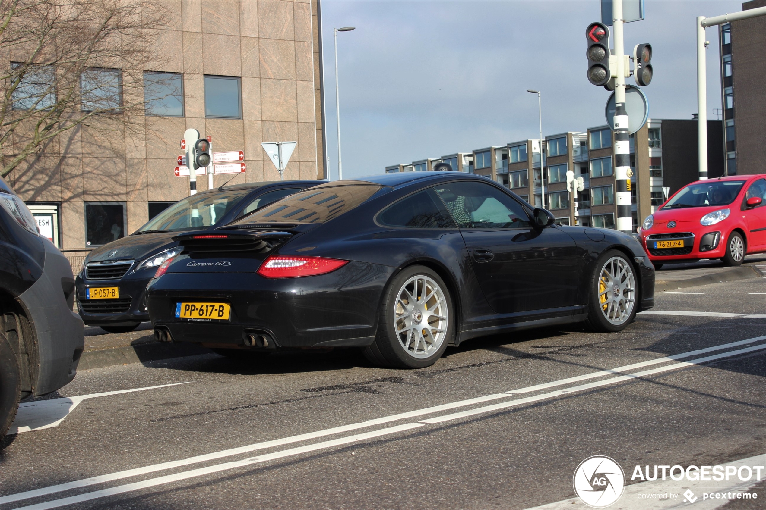 Porsche 997 Carrera GTS