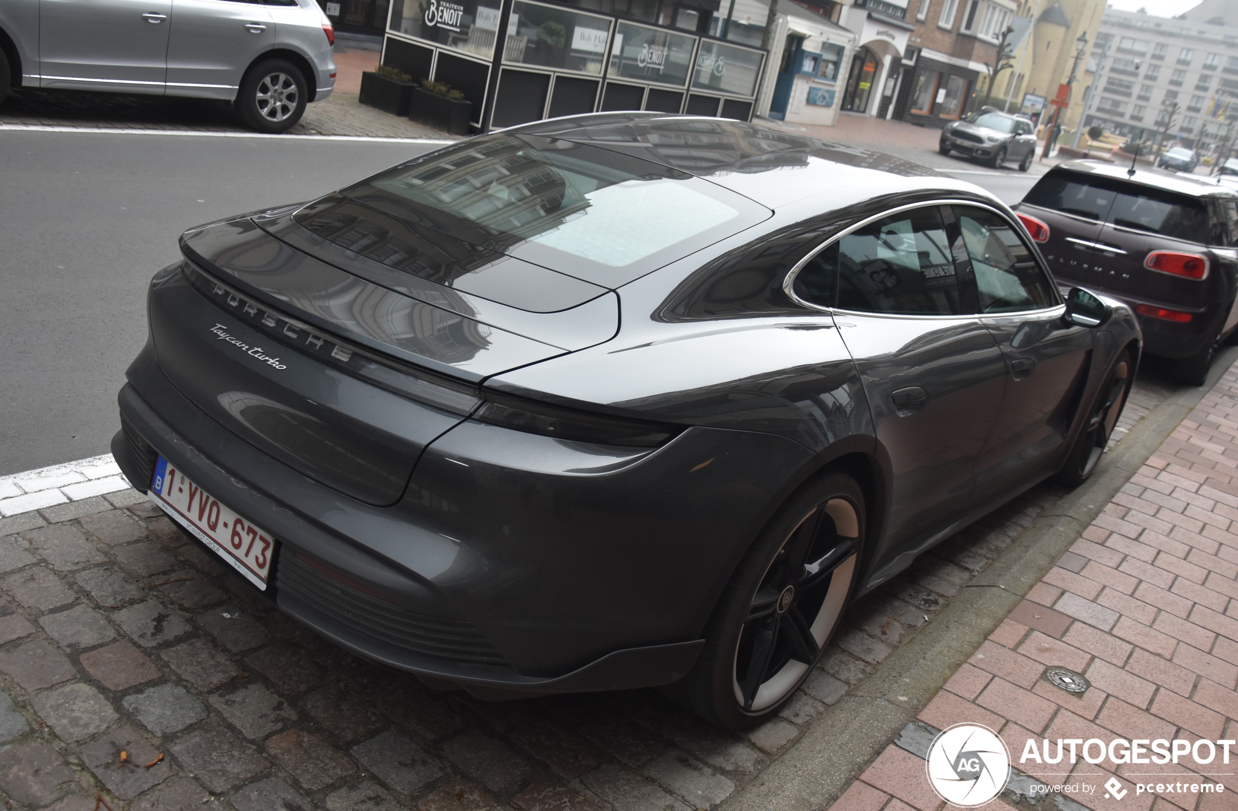 Porsche Taycan Turbo