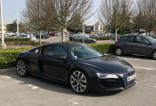 Audi R8 V10