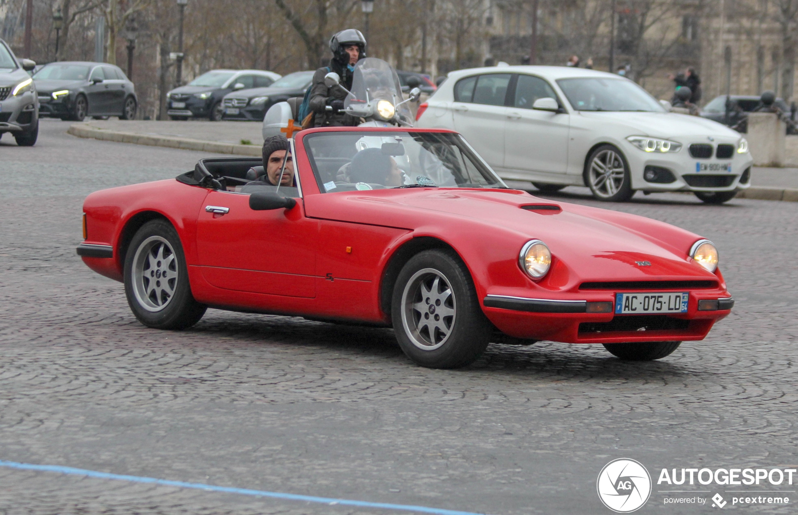 TVR S1