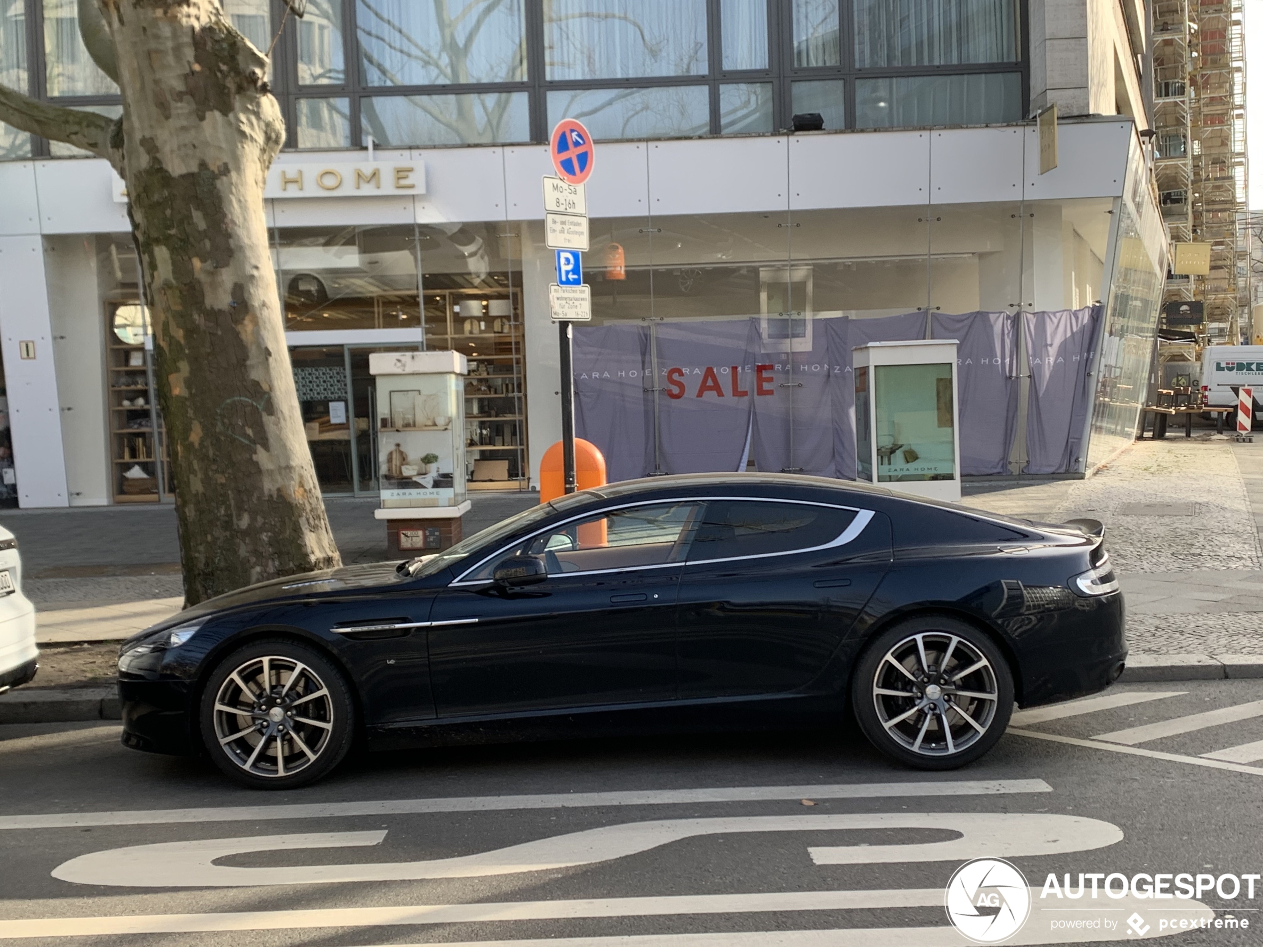 Aston Martin Rapide S