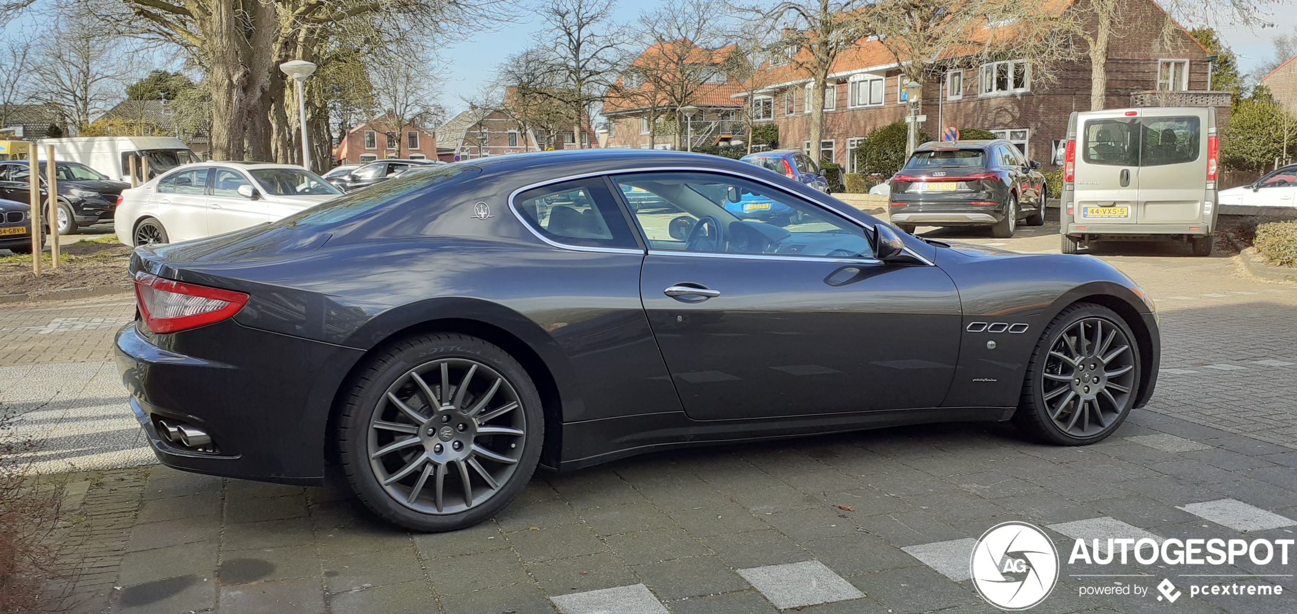 Maserati GranTurismo S Automatic