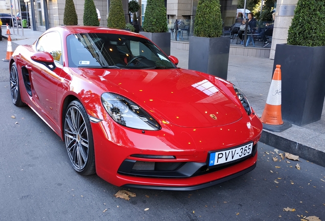 Porsche 718 Cayman GTS