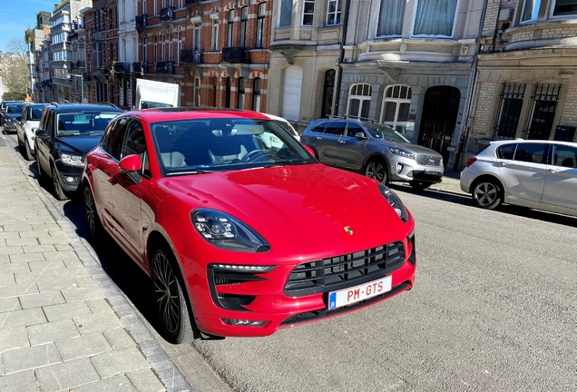 Porsche 95B Macan GTS