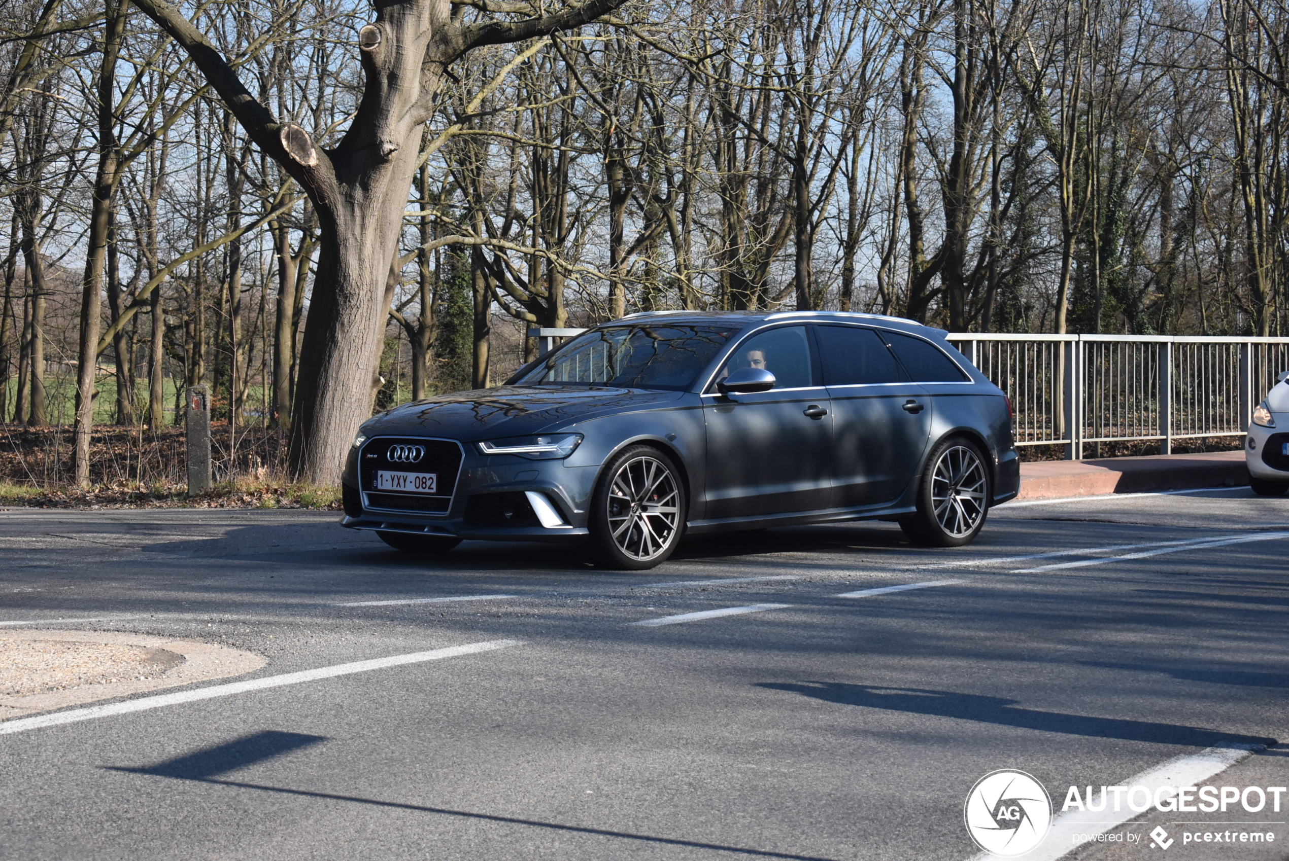 Audi RS6 Avant C7 2015