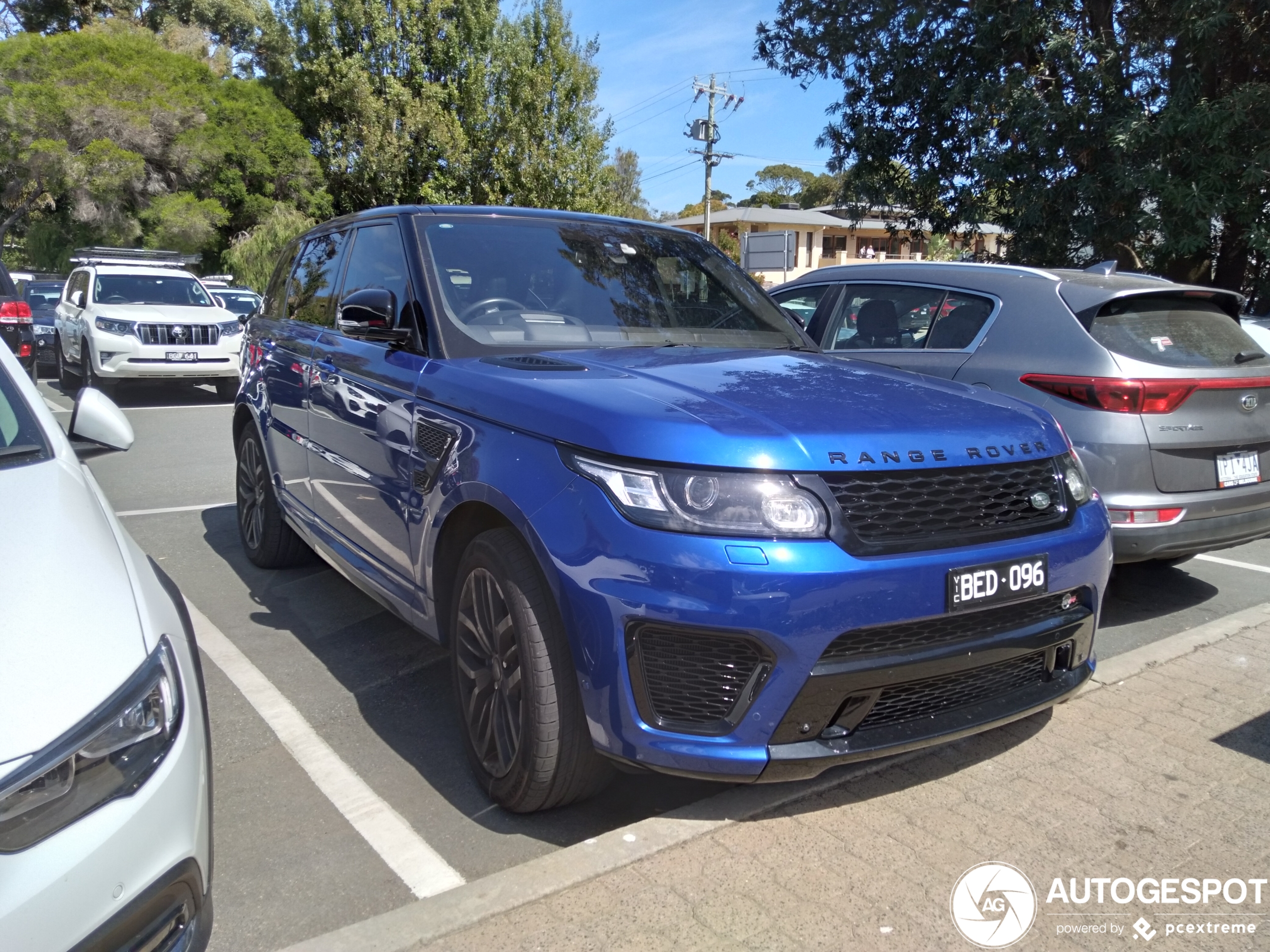 Land Rover Range Rover Sport SVR