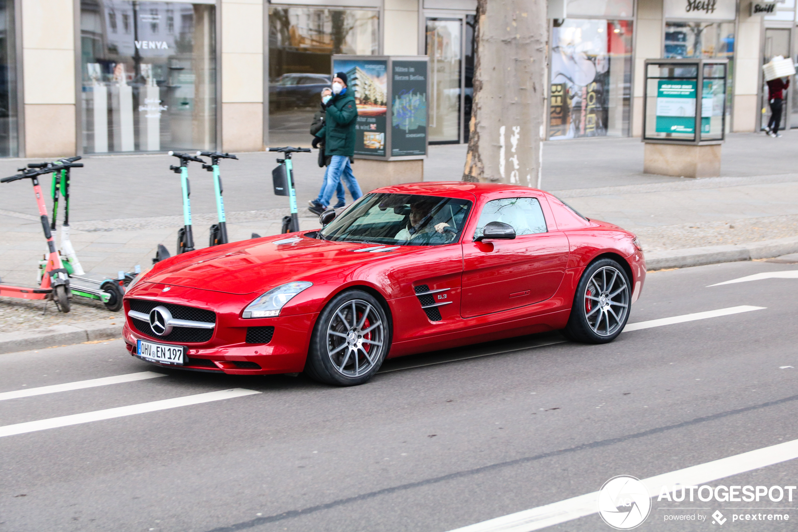 Mercedes-Benz SLS AMG