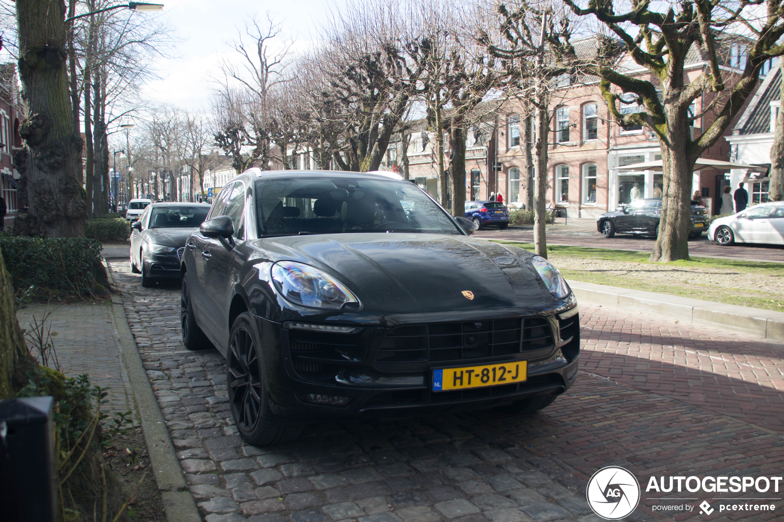 Porsche 95B Macan Turbo