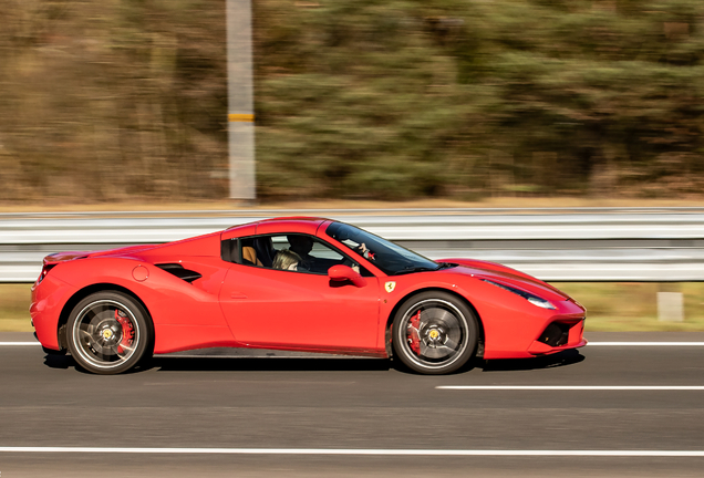 Ferrari 488 Spider