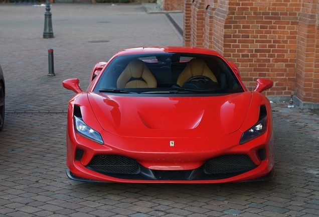 Ferrari F8 Tributo