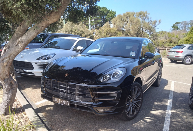 Porsche 95B Macan Turbo