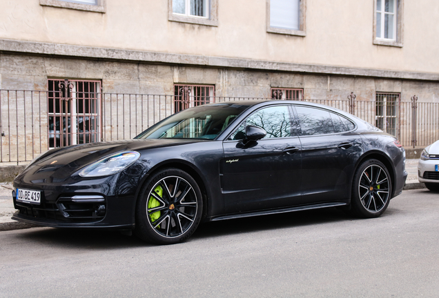 Porsche 971 Panamera Turbo S E-Hybrid