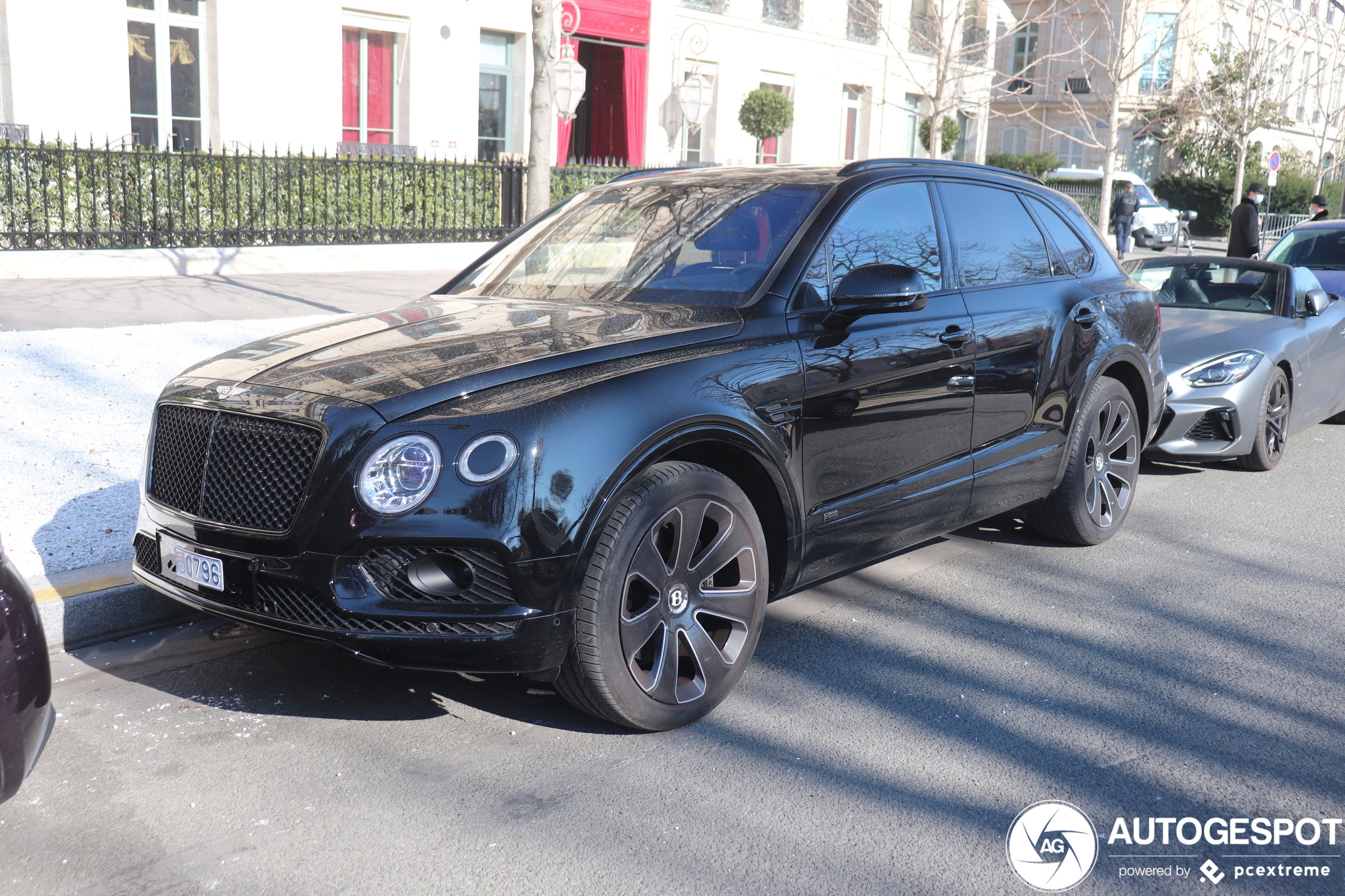 Bentley Bentayga V8 Design Series