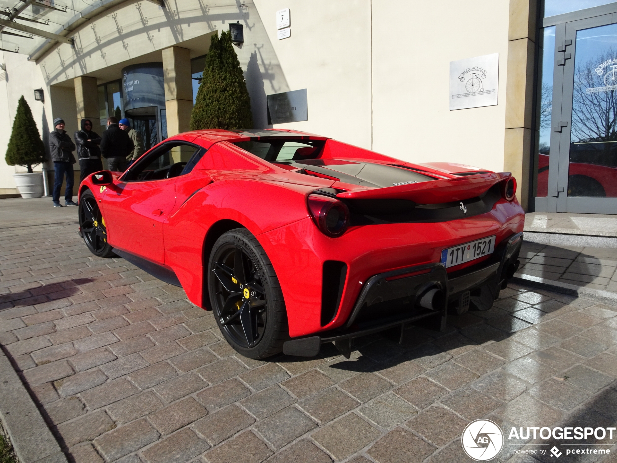 Ferrari 488 Pista Spider