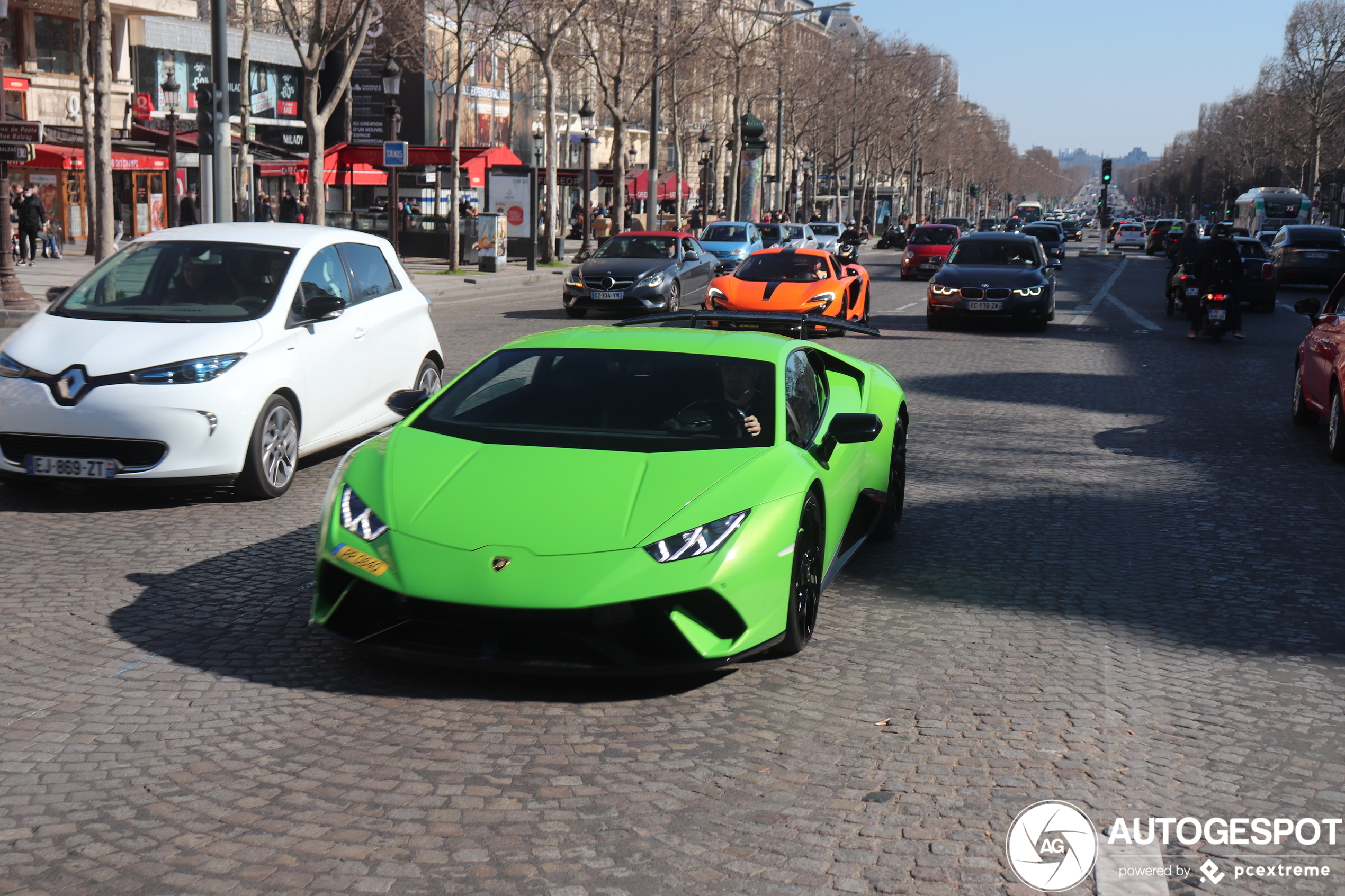 Lamborghini Huracán LP640-4 Performante