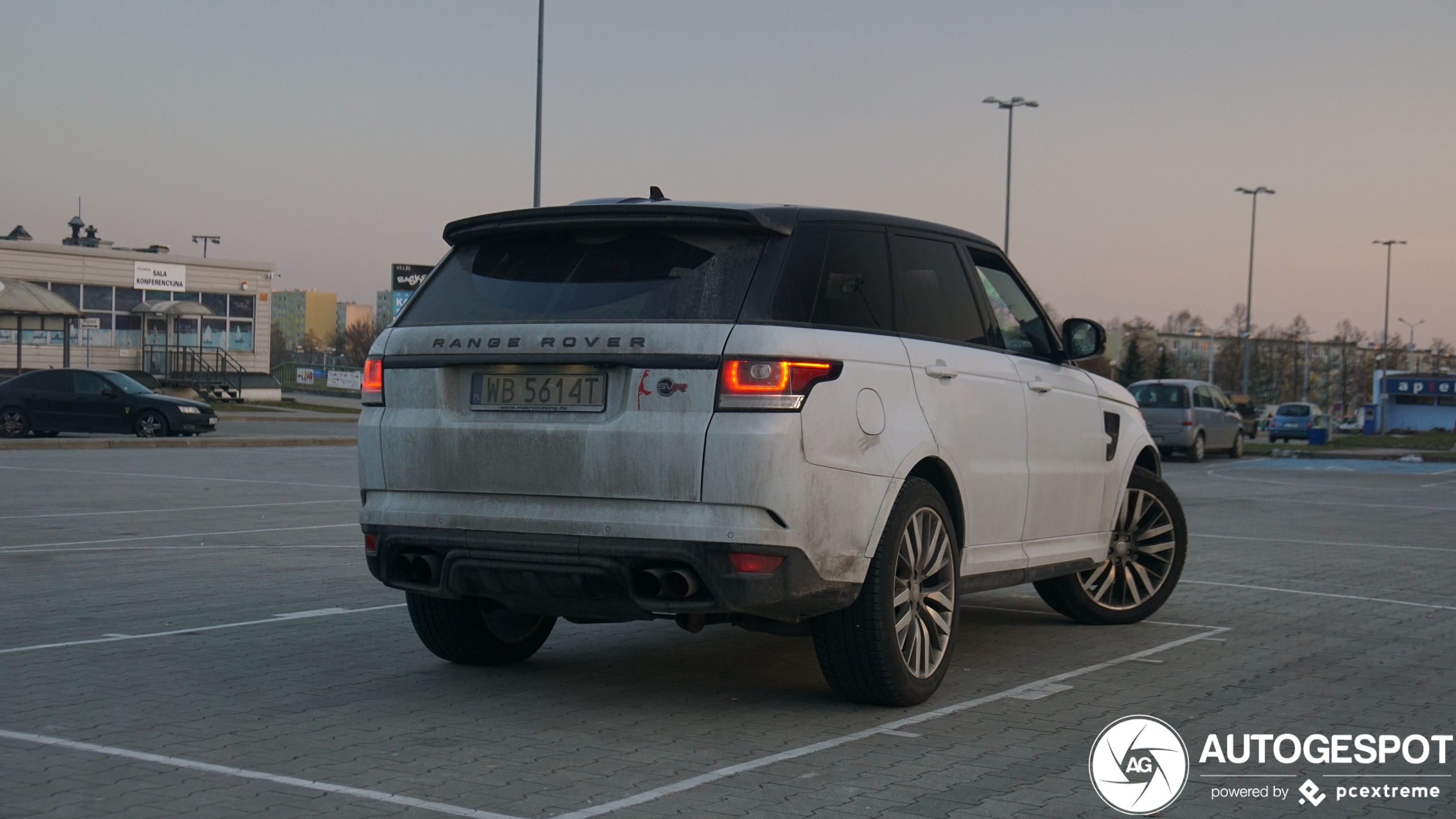 Land Rover Range Rover Sport SVR