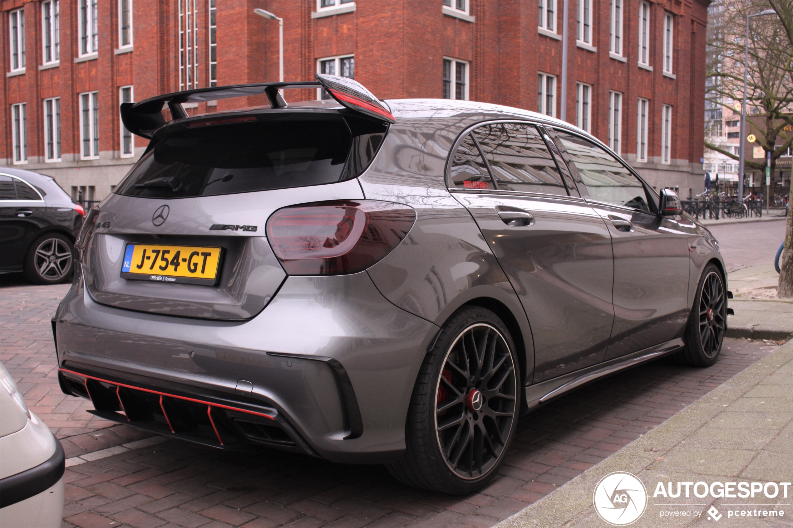 Mercedes-Benz A 45 AMG