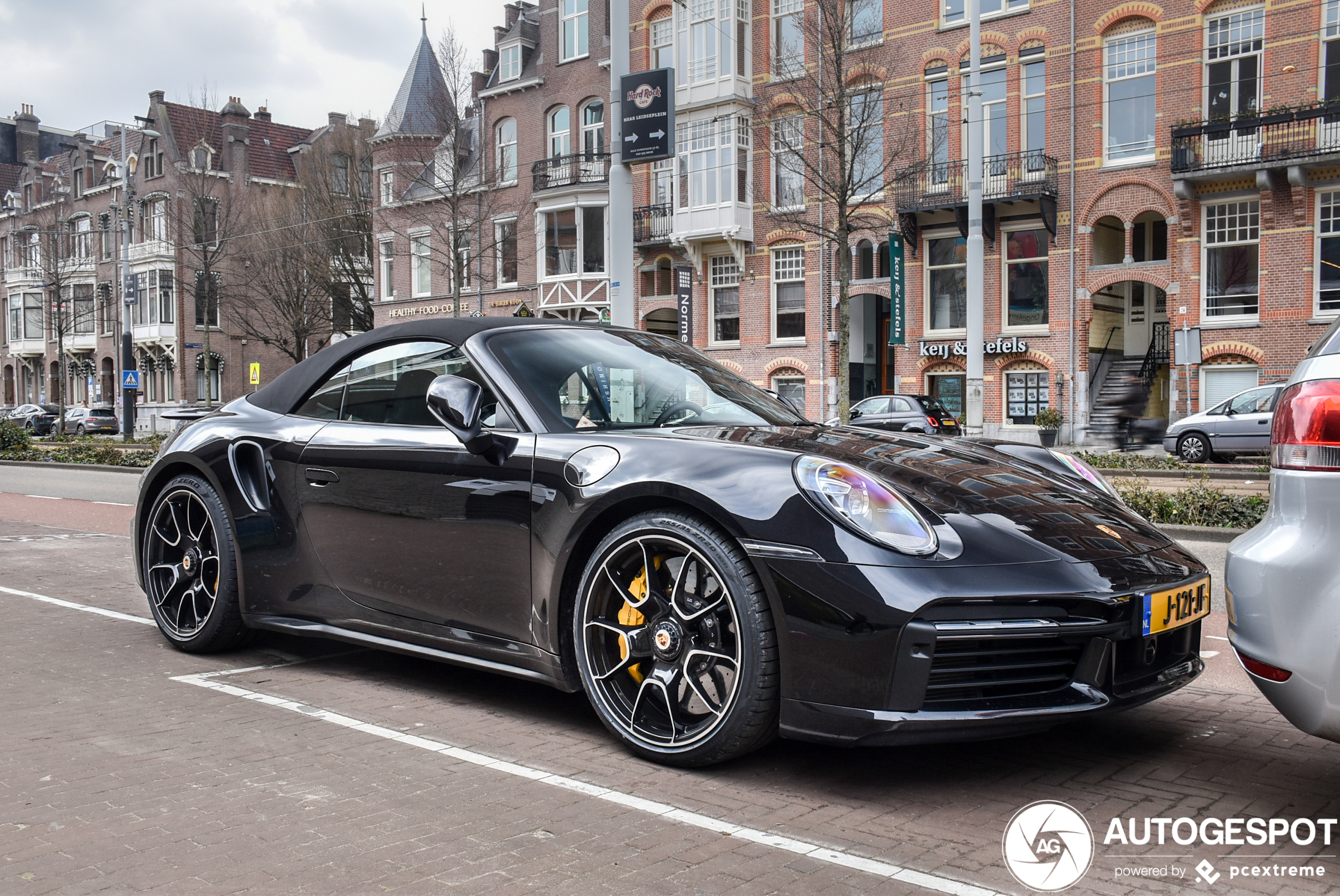 Porsche 992 Turbo S Cabriolet