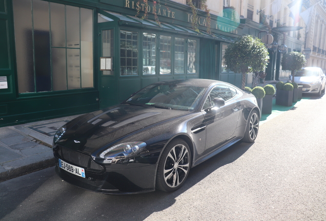 Aston Martin V12 Vantage S