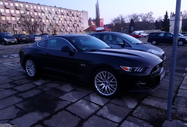 Ford Mustang GT 2015