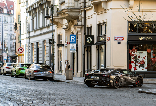 Lamborghini Aventador LP750-4 SuperVeloce Roadster