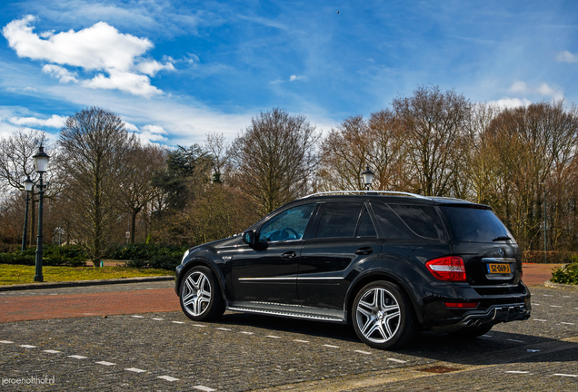 Mercedes-Benz ML 63 AMG W164 2009