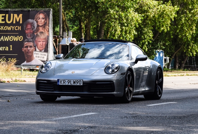 Porsche 992 Carrera 4S