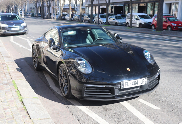 Porsche 992 Carrera 4S